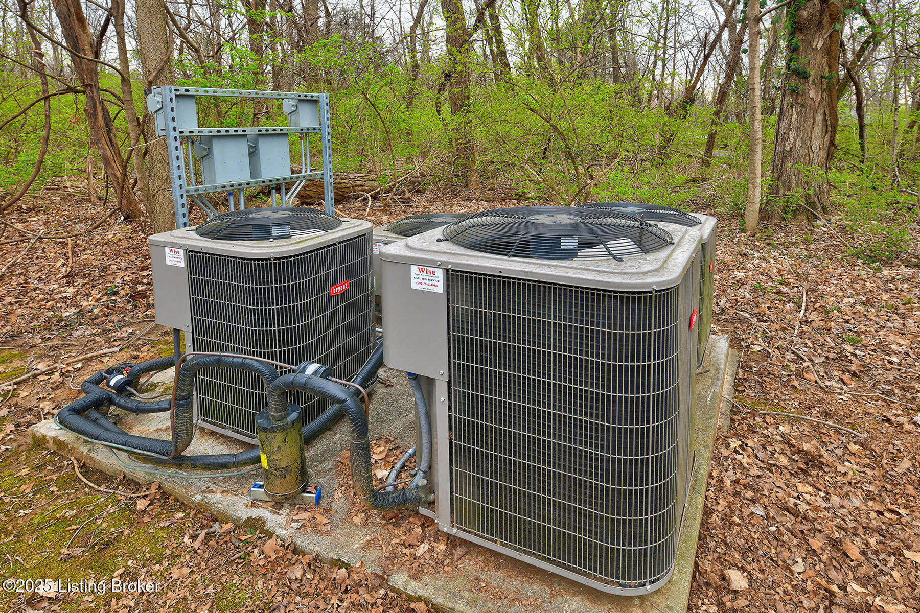 4226 Dolphin Road Louisville, KY 40220 - Photo 100 of 125 Brand New HVAC systems