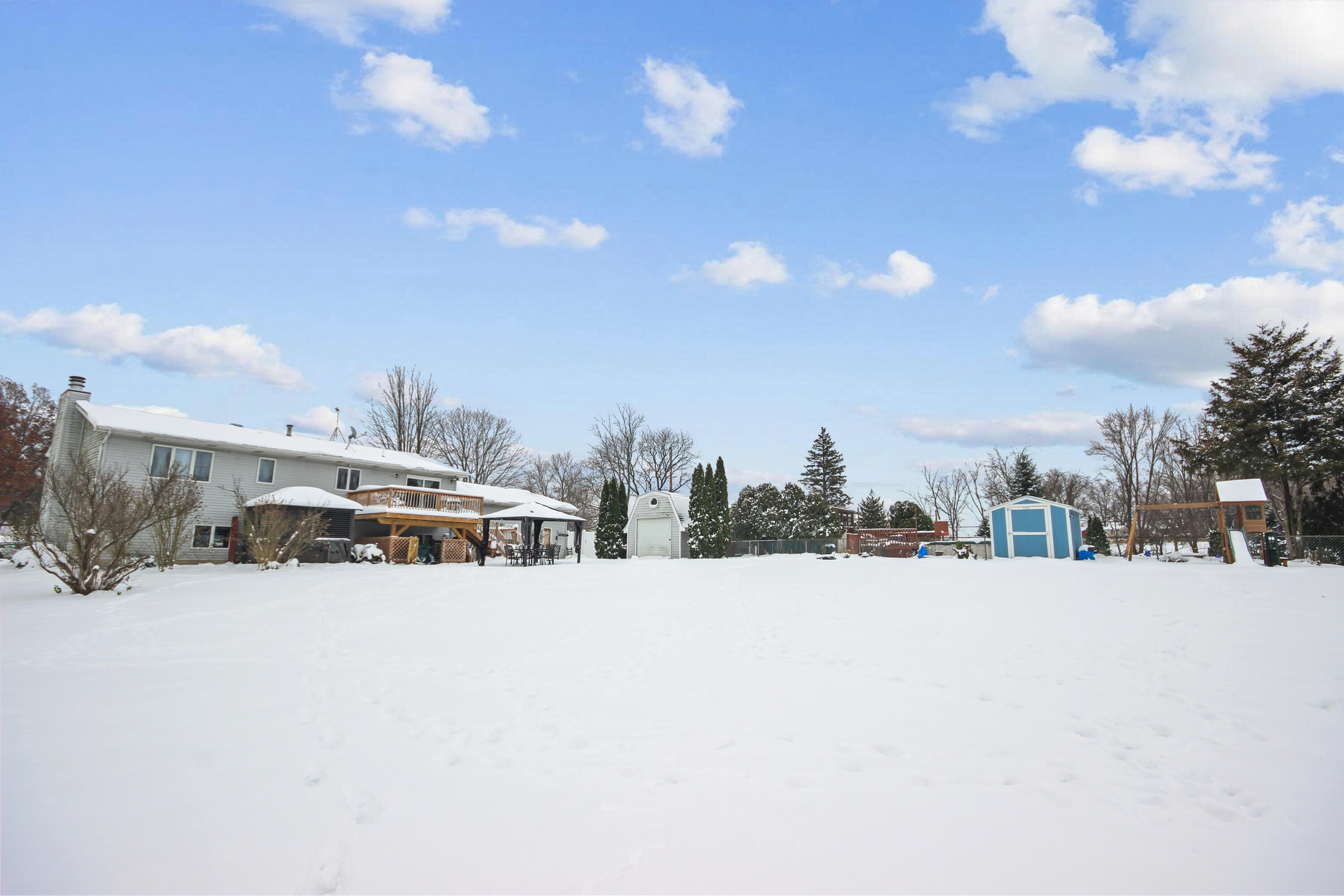 9272 Vigo Street Crown Point, IN 46307 - Photo 19 of 21 a view of a city
