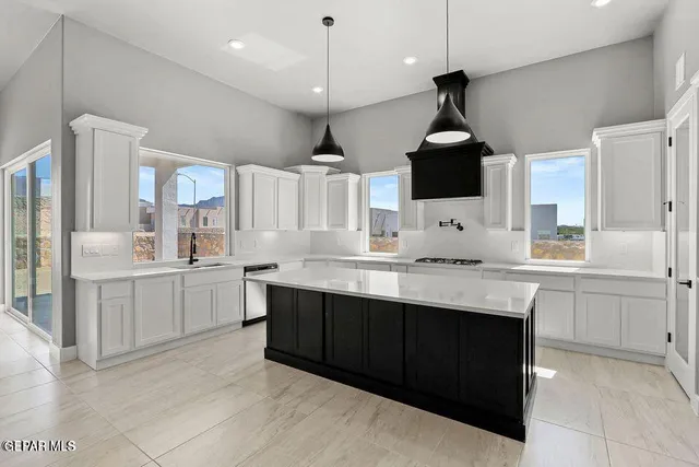 $699,900 | 1836 Cimarron Park Drive, El Paso, TX 79911