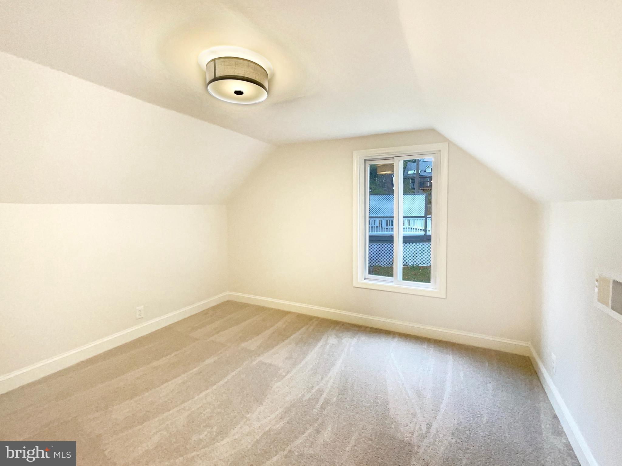 10103 Meredith Avenue Silver Spring, MD 20910 - Photo 18 of 23