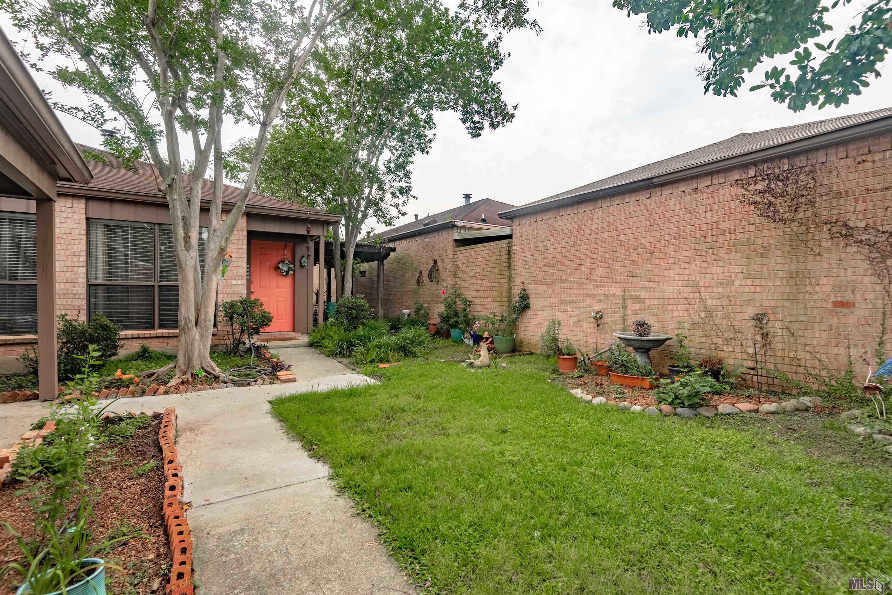 2513 Inverrary Drive Baton Rouge, LA 70816 - Photo 1 of 12 Gallery Image 1