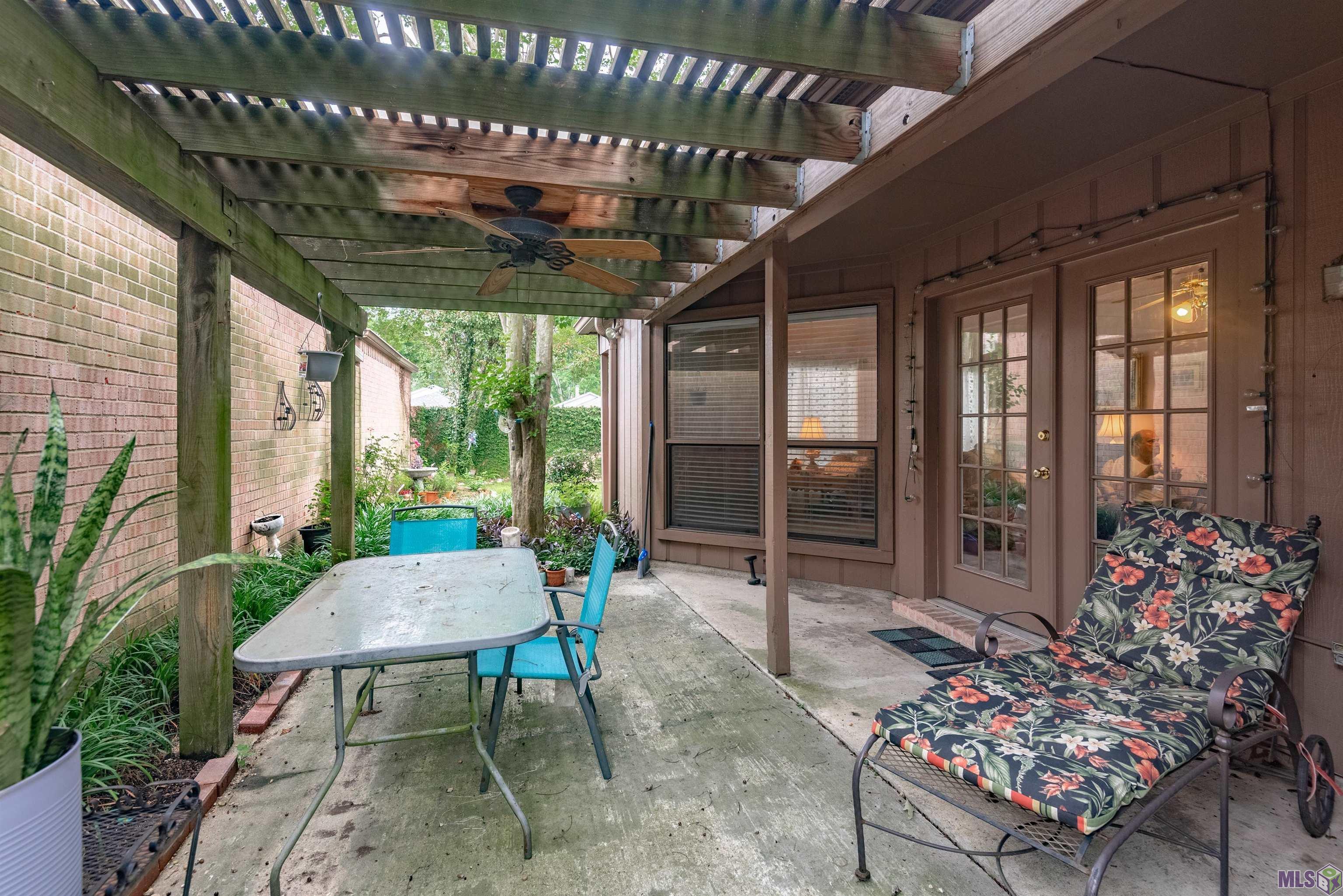 2513 Inverrary Drive Baton Rouge, LA 70816 - Photo 3 of 12 Gallery Image 3