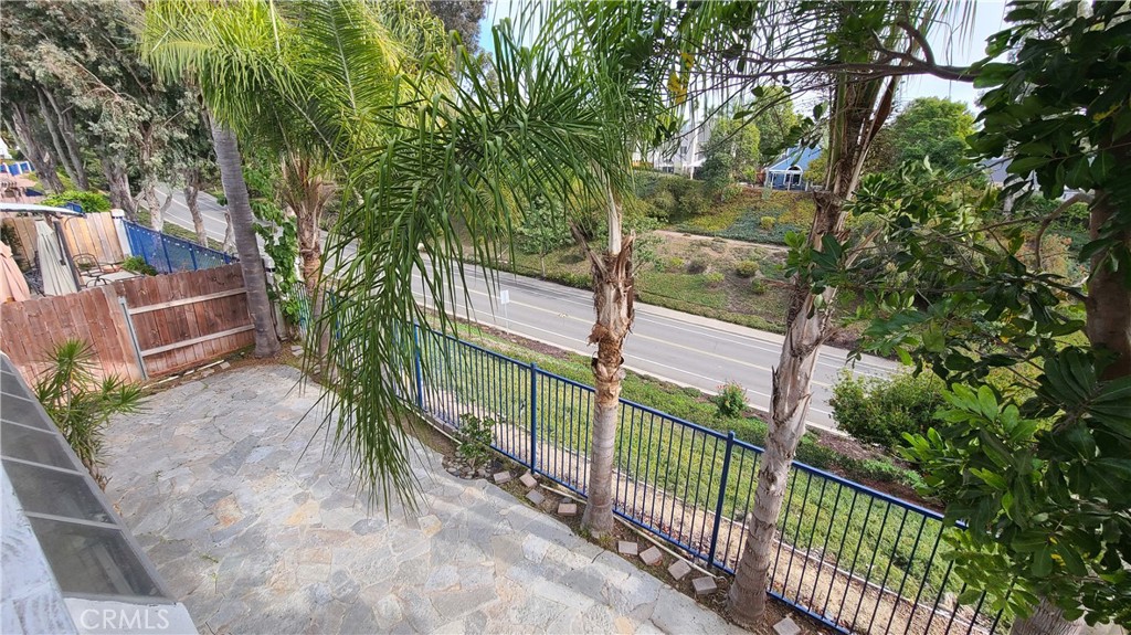 1809 Avenida Segovia Oceanside, CA 92056 - Photo 20 of 43