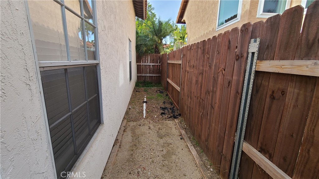 1809 Avenida Segovia Oceanside, CA 92056 - Photo 38 of 43