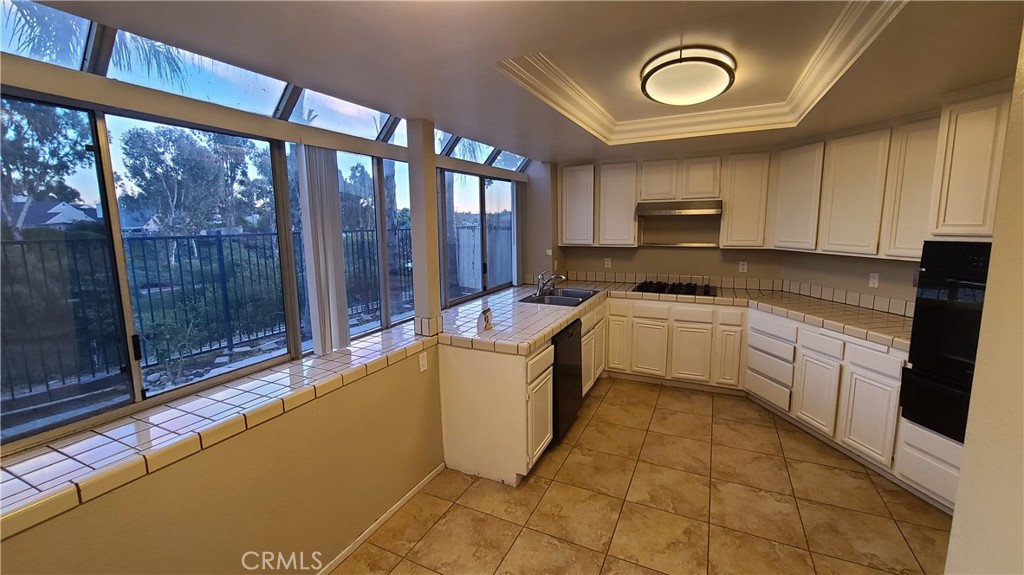 1809 Avenida Segovia Oceanside, CA 92056 - Photo 5 of 43