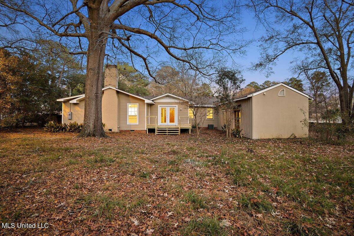 4635 Ridgewood Road Jackson, MS 39211 - Photo 29 of 33 29-HTP_8236