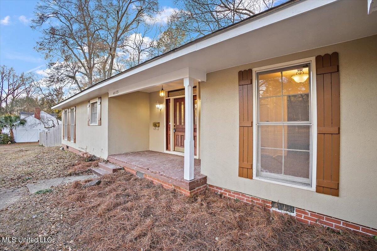 4635 Ridgewood Road Jackson, MS 39211 - Photo 4 of 33 04-HTP_8146