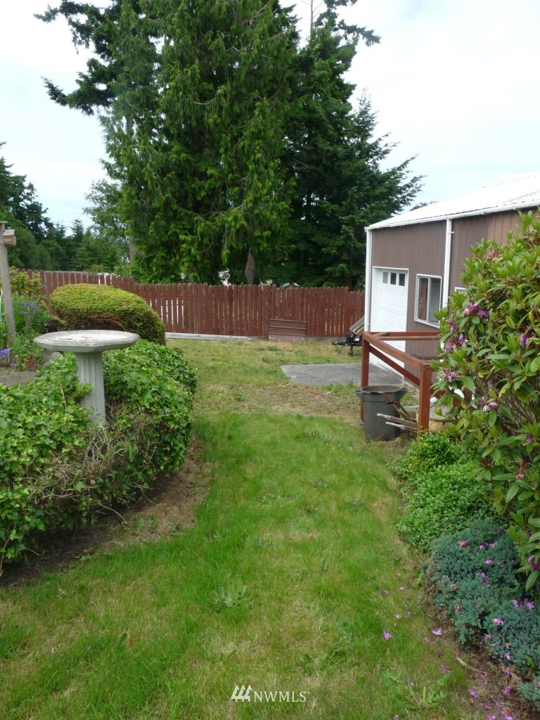 1048 Ridgeway Drive Oak Harbor, WA 98277 - Photo 13 of 25 Gallery Image 13