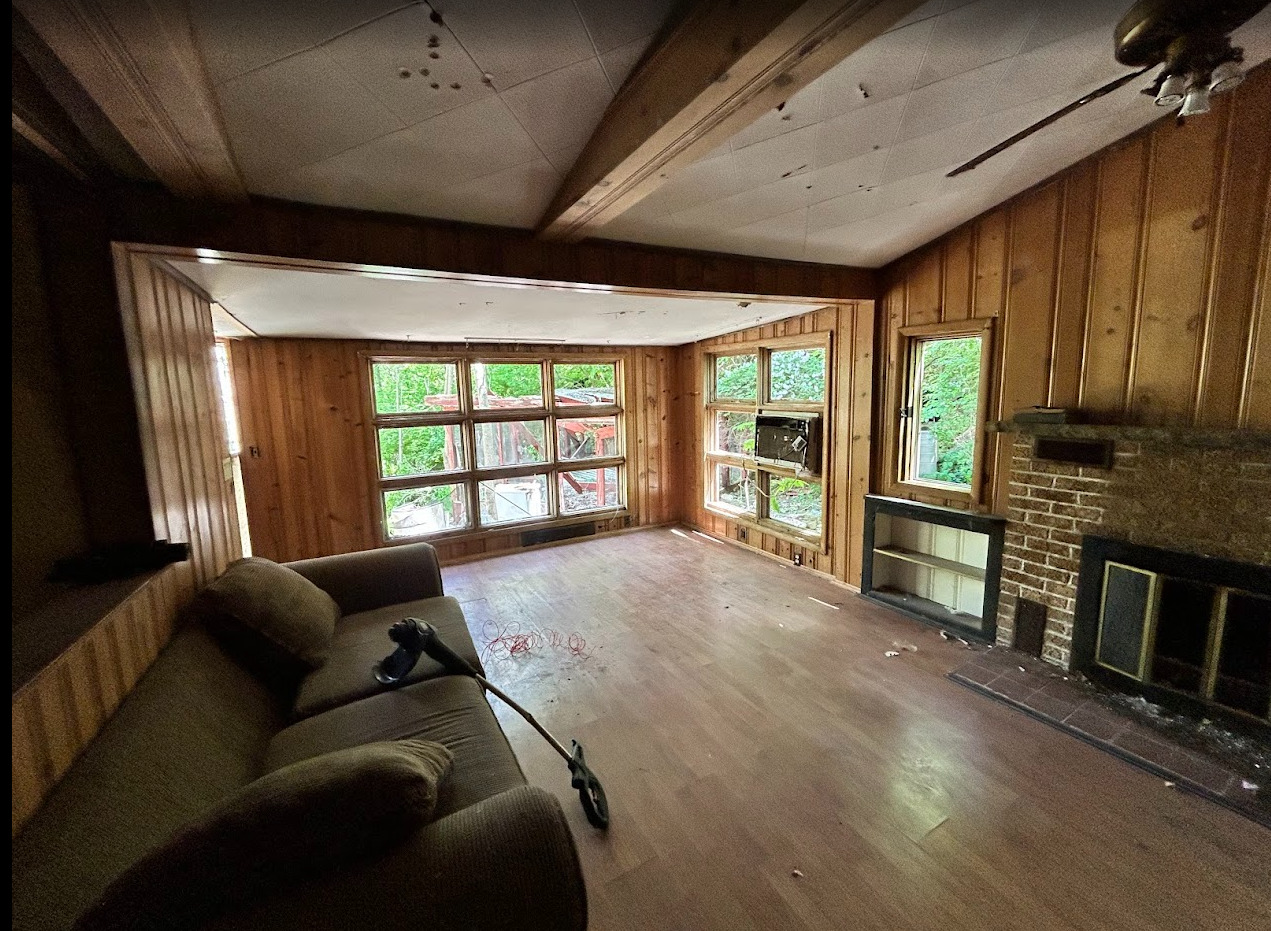 124 Chicago Road Oswego, IL 60543 - Photo 5 of 13