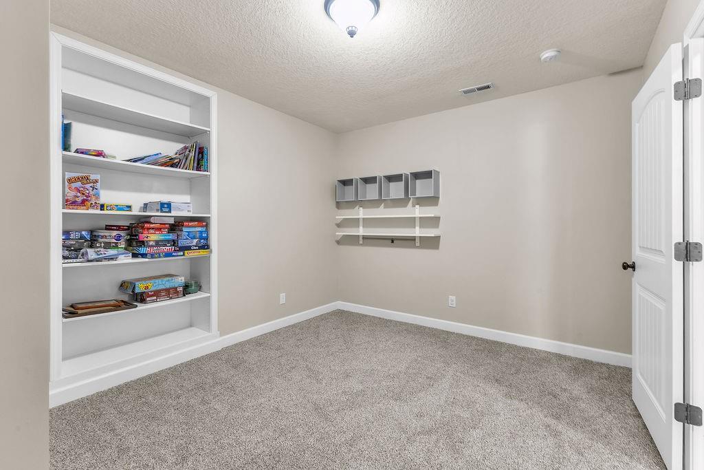 2708 Meadow Ridge Drive St. Joseph, MO 64504 - Photo 41 of 60