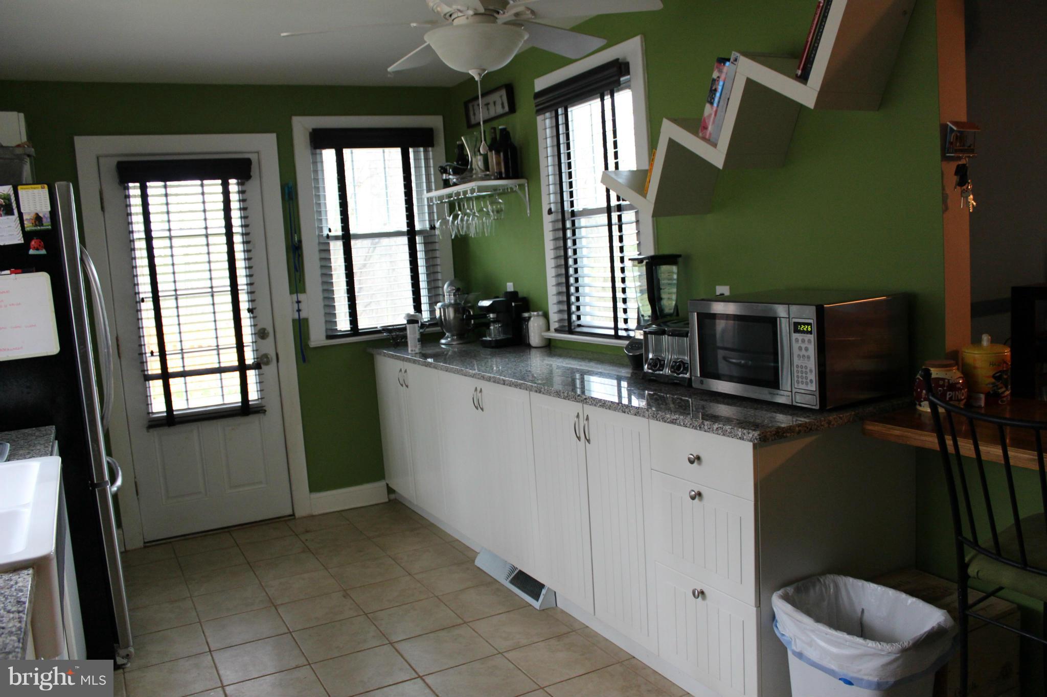 19400 Harmony Church Road Leesburg, VA 20175 - Photo 14 of 26 Kitchen