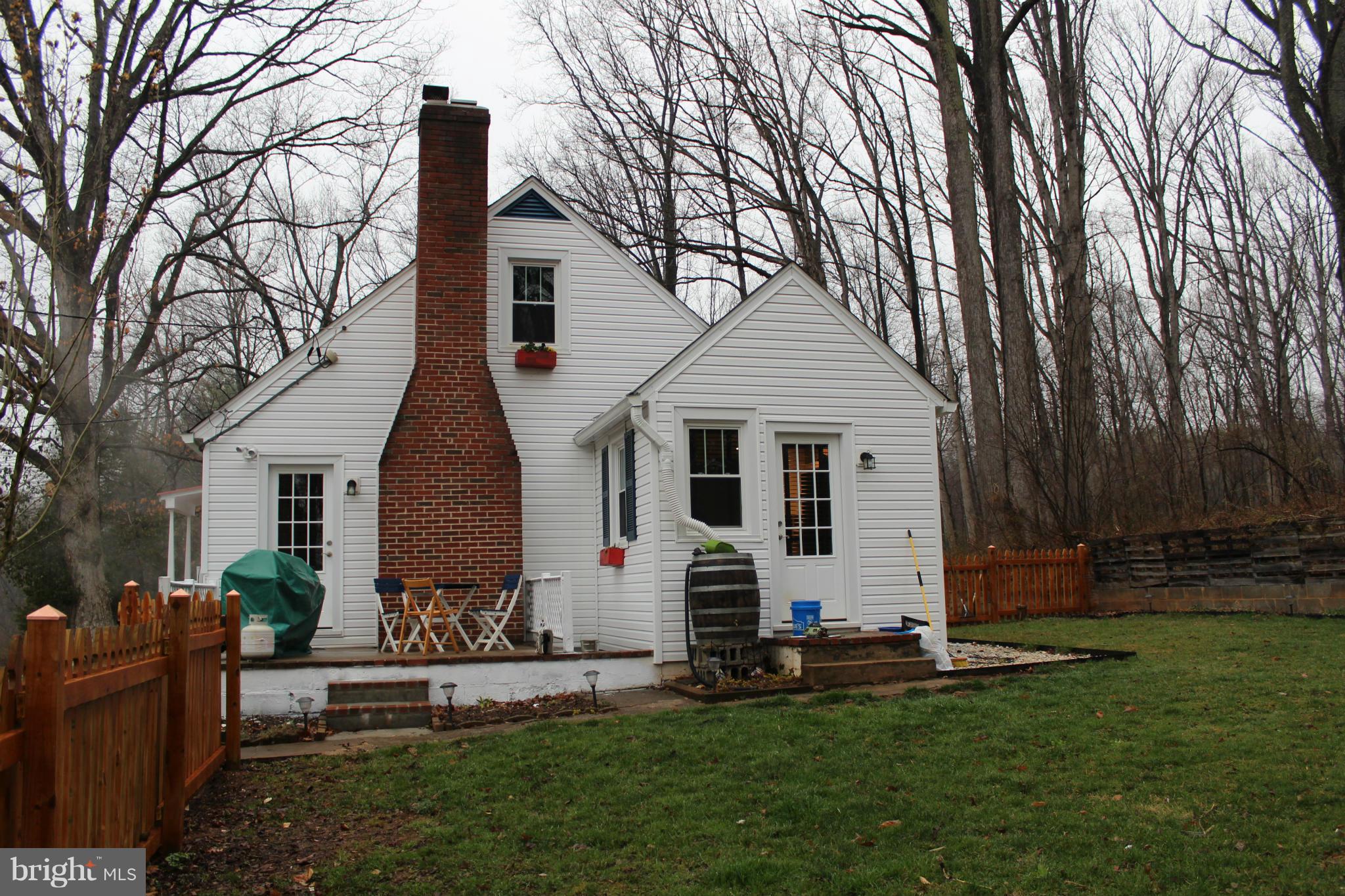 19400 Harmony Church Road Leesburg, VA 20175 - Photo 3 of 26 Exterior (General)
