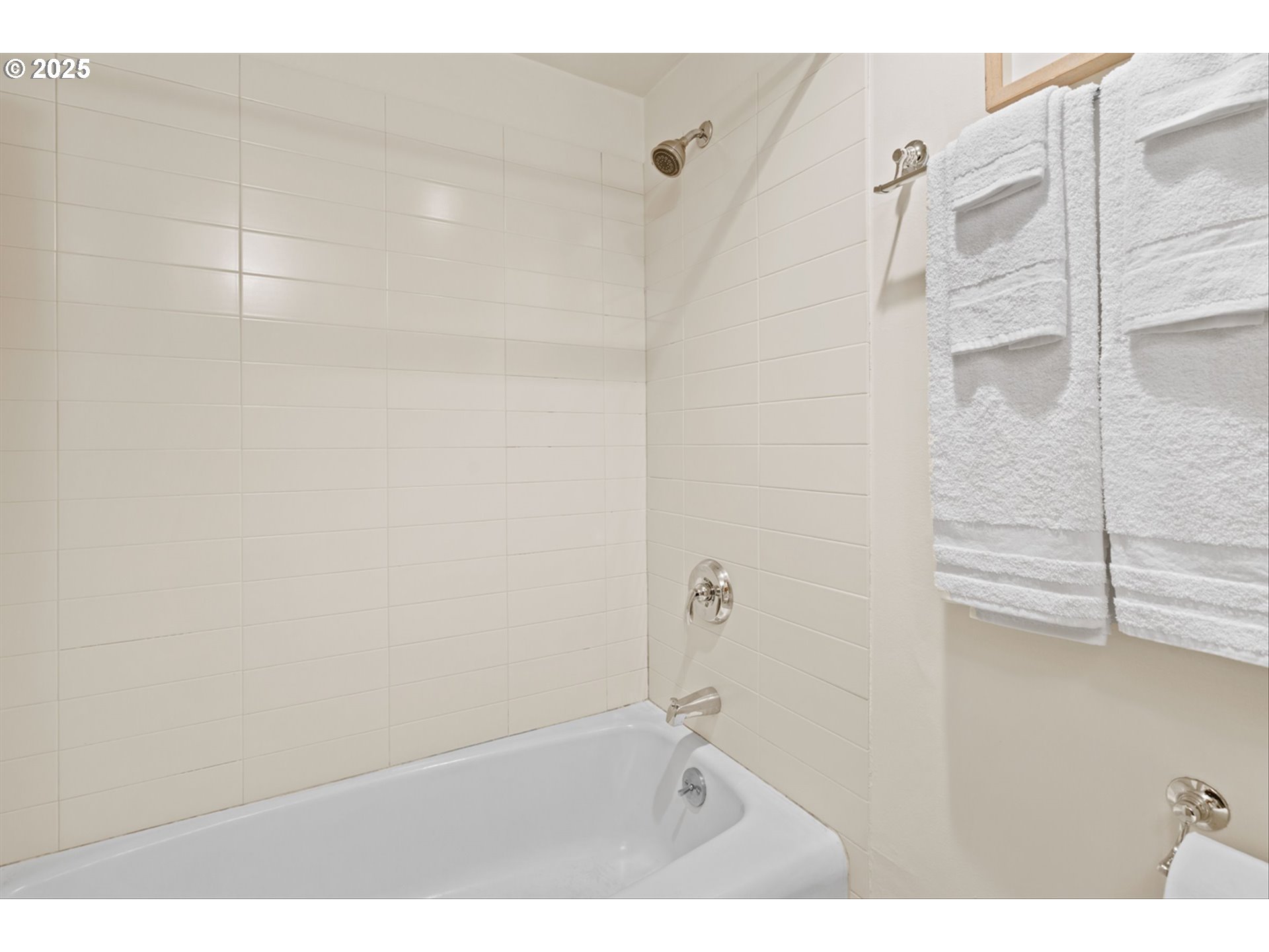 255 Southwest Harrison Street, Unit 7G Portland, OR 97201 - Photo 14 of 36 Gallery Image 14