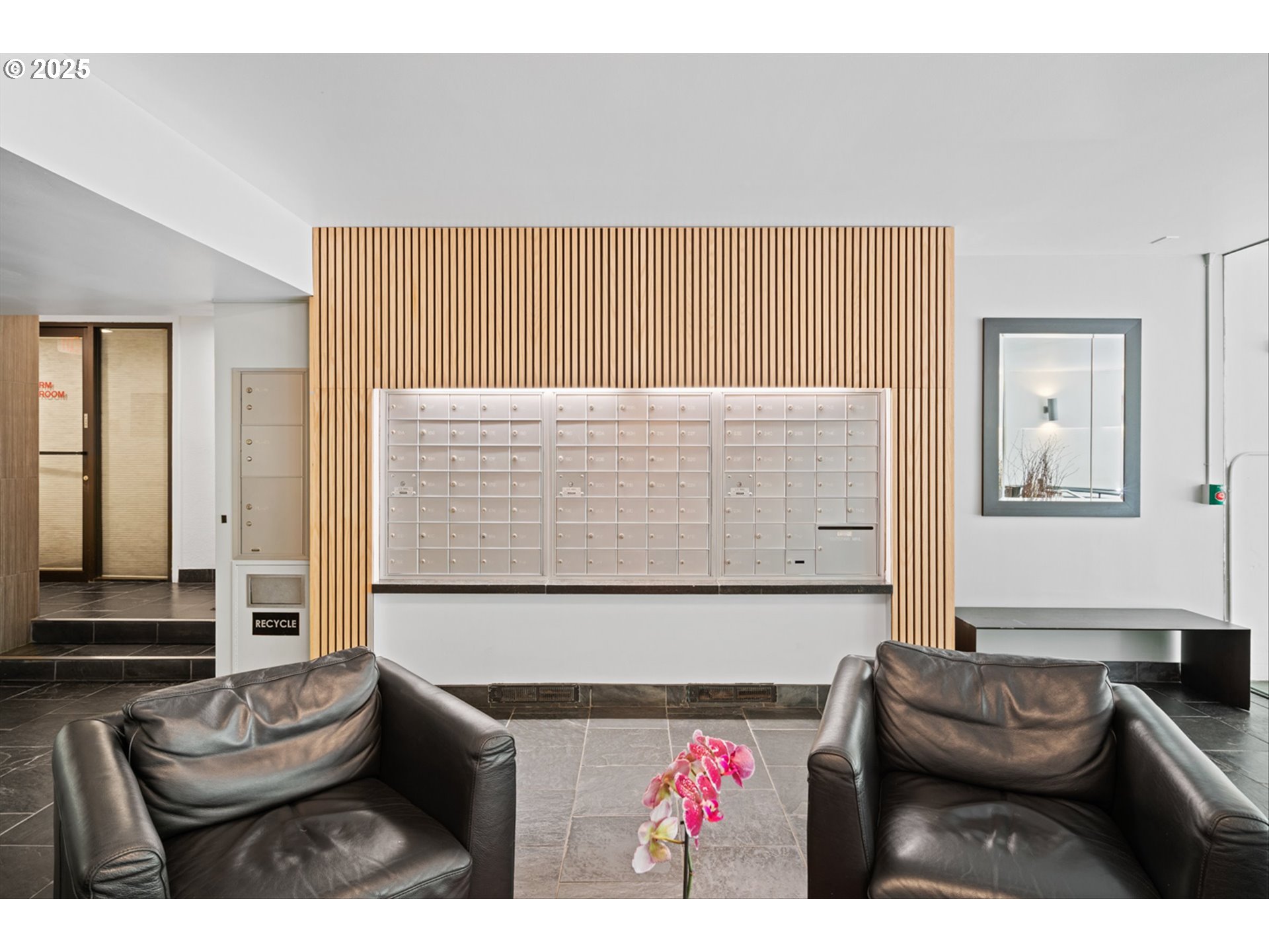 255 Southwest Harrison Street, Unit 7G Portland, OR 97201 - Photo 26 of 36 Gallery Image 26