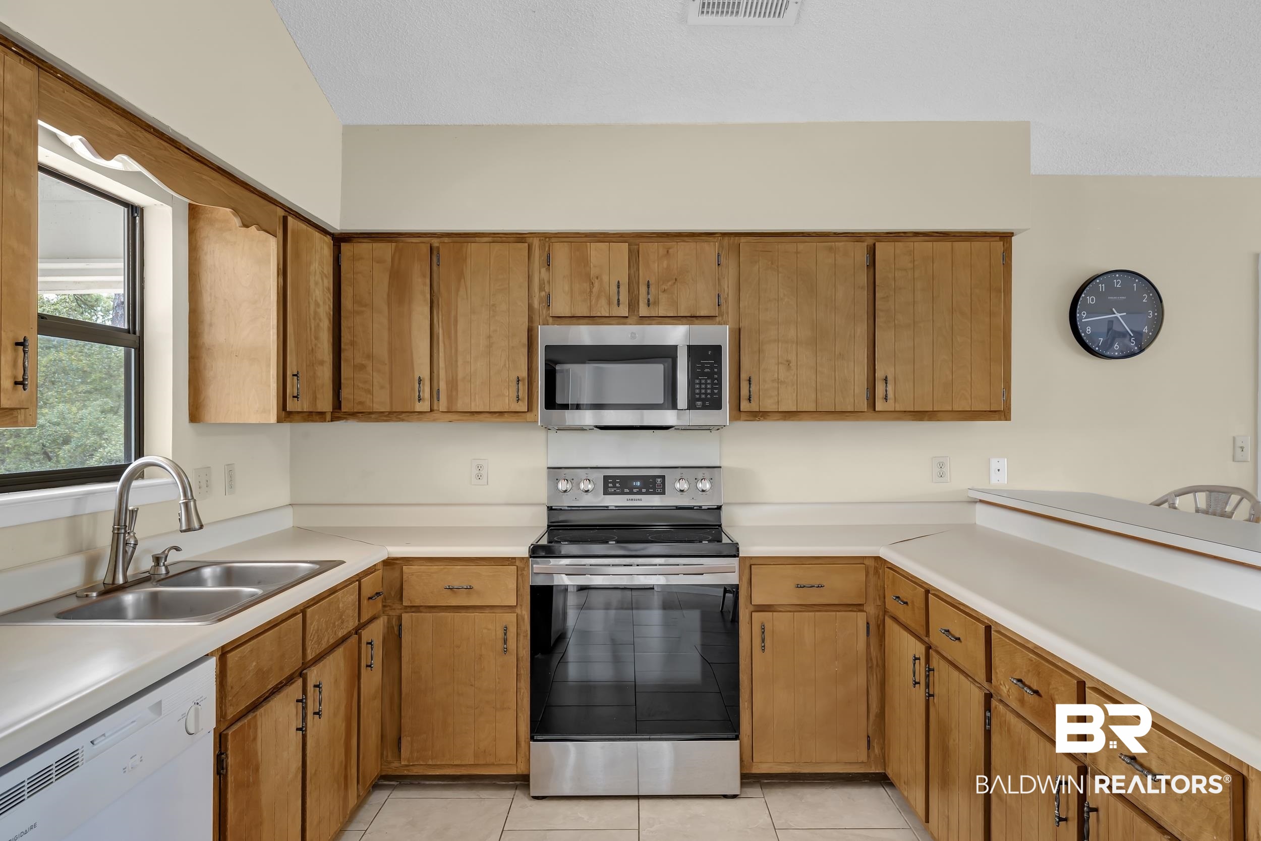 305 Windmill Ridge Road Gulf Shores, AL 36542 - Photo 13 of 29 Gallery Image 13