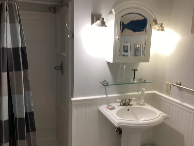 $329,900 | 210 Lee Place, Albert Lea, MN 56007