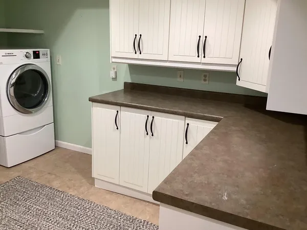 $329,900 | 210 Lee Place, Albert Lea, MN 56007