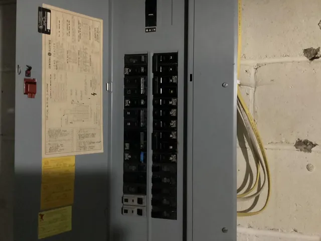 $329,900 | 210 Lee Place, Albert Lea, MN 56007