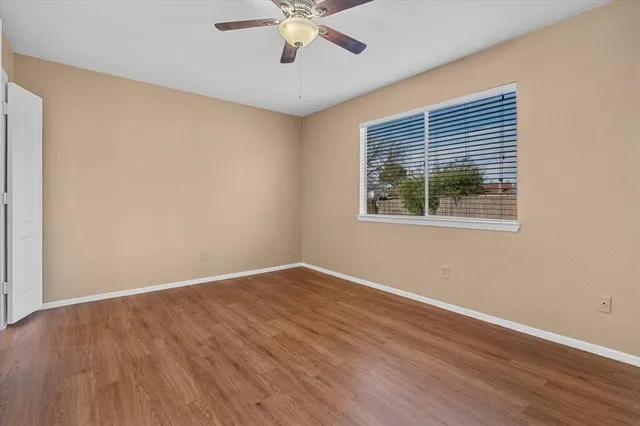 $1,800 | 3807 Glengate Drive, Arlington, TX 76016