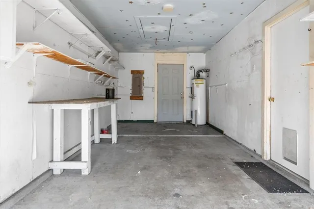 $1,800 | 3807 Glengate Drive, Arlington, TX 76016