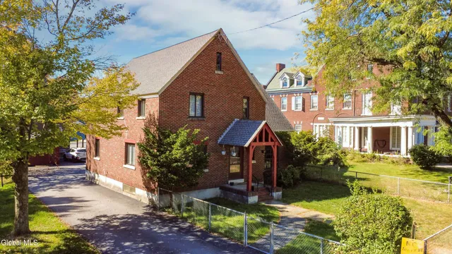 $235,000 | 120 Guy Park Avenue, Amsterdam, NY 12010