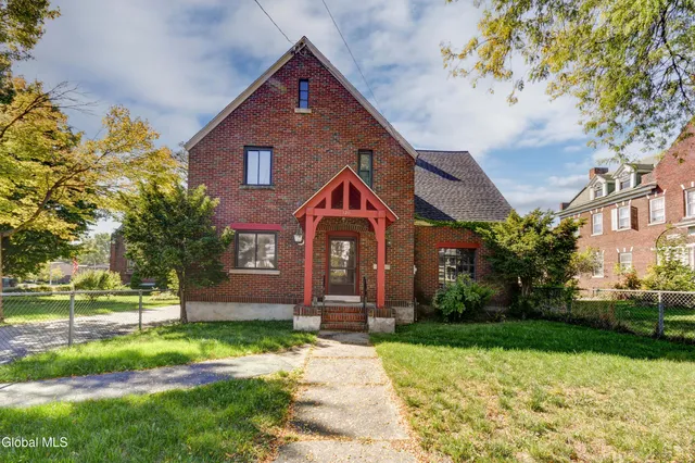 $235,000 | 120 Guy Park Avenue, Amsterdam, NY 12010