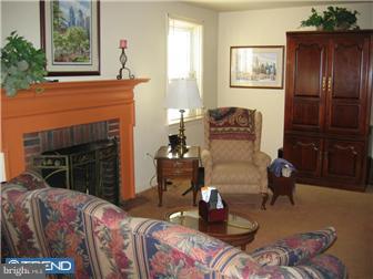 110 Parkview Road Cheltenham, PA 19012 - Photo 2 of 12 Living Room