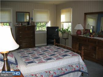 110 Parkview Road Cheltenham, PA 19012 - Photo 8 of 12 Bedroom - Main