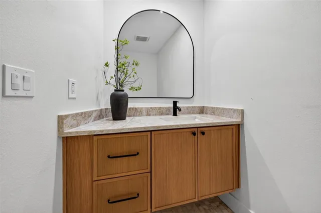 a close view of sink and tap