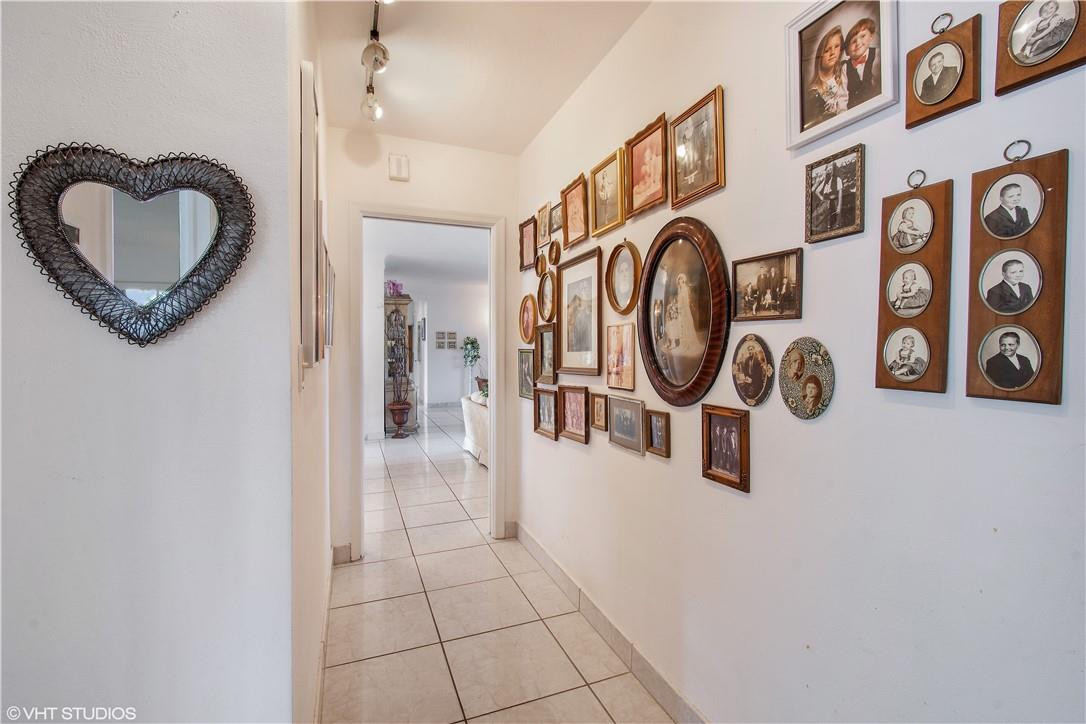 2310 Northeast 45th Street Lighthouse Point, FL 33064 - Photo 15 of 25 Photo 15