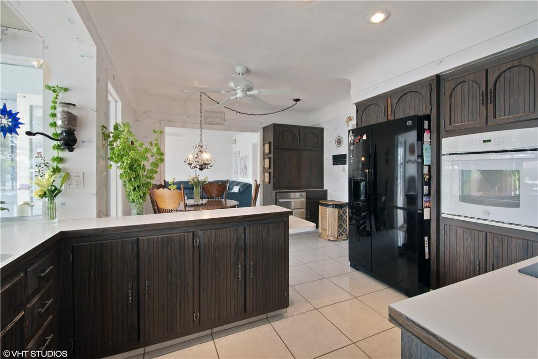 2310 Northeast 45th Street Lighthouse Point, FL 33064 - Photo 9 of 25 Photo 9