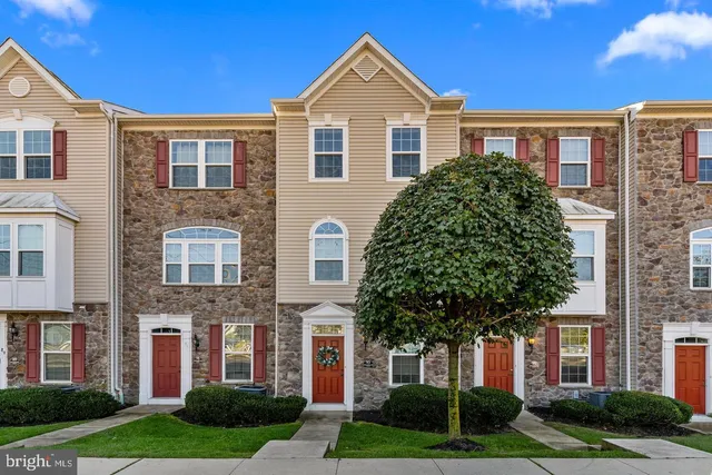$2,600 | 93 Franklin Circle, Somerdale, NJ 08083