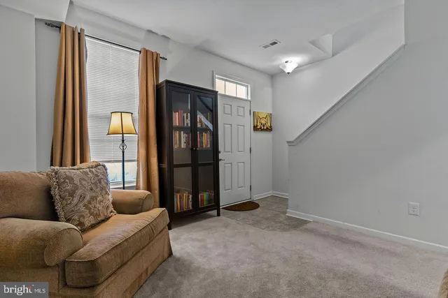 $2,600 | 93 Franklin Circle, Somerdale, NJ 08083