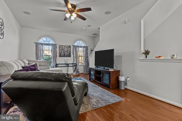 $2,600 | 93 Franklin Circle, Somerdale, NJ 08083