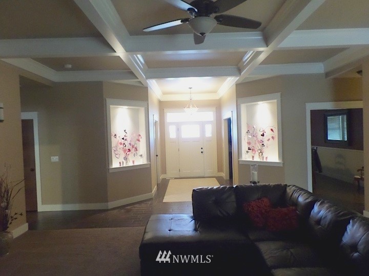 71 Young Road Northeast Moses Lake, WA 98837 - Photo 2 of 21 Gallery Image 2