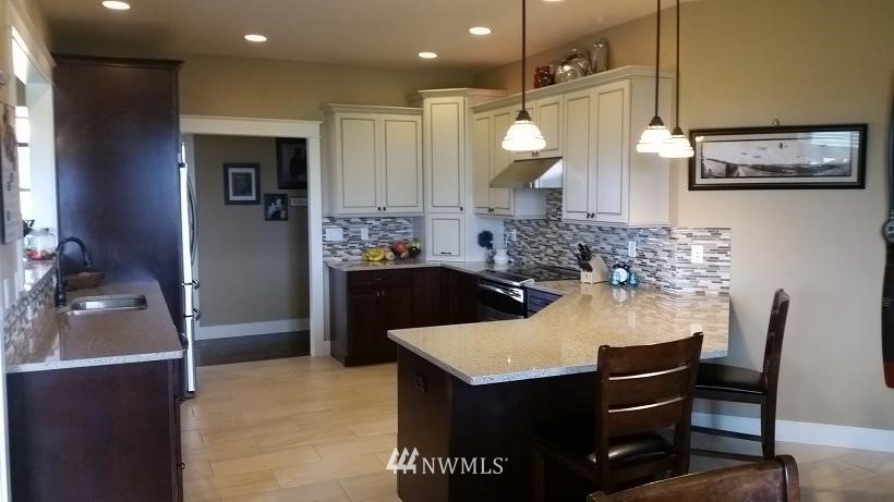 71 Young Road Northeast Moses Lake, WA 98837 - Photo 7 of 21 Gallery Image 7