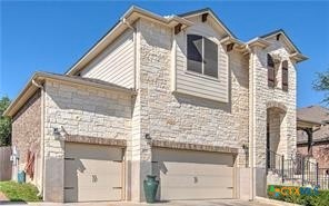 5202 Siltstone Loop Killeen, TX 76542 - Photo 3 of 3 a front view of a house with a yard