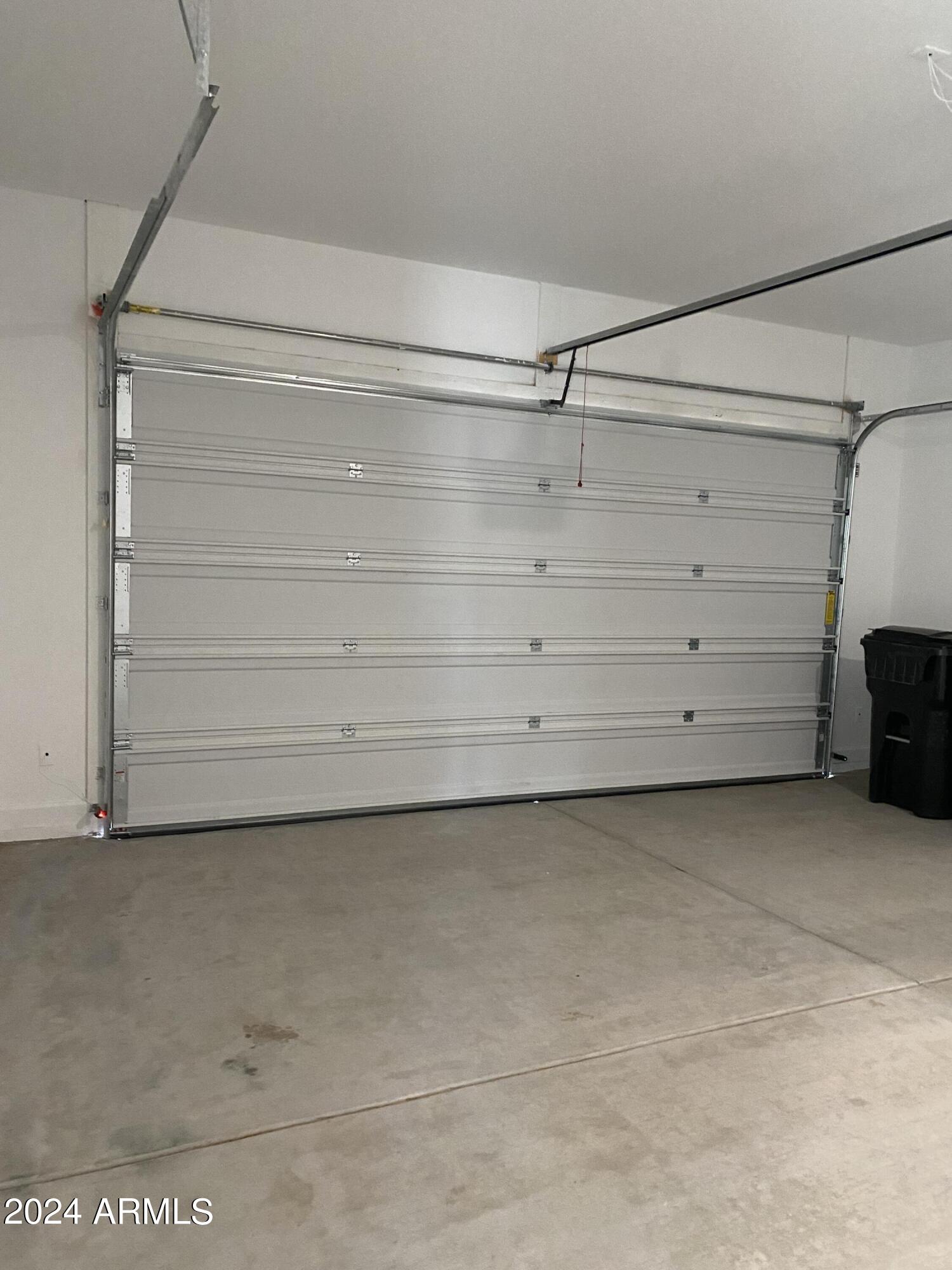 4853 East St John Road Scottsdale, AZ 85254 - Photo 17 of 27 garage