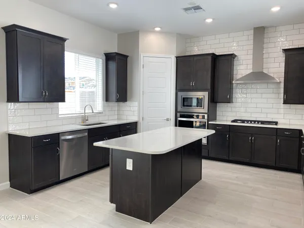 $3,350 | 4853 East St John Road, Scottsdale, AZ 85254