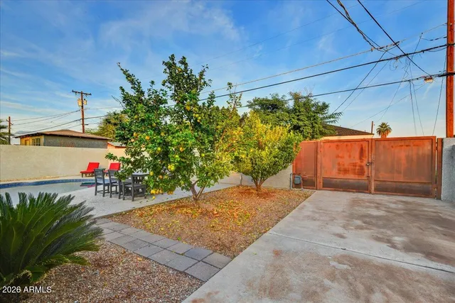 $699,900 | 4325 North 19th Place, Phoenix, AZ 85016