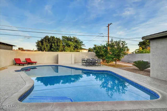 $699,900 | 4325 North 19th Place, Phoenix, AZ 85016