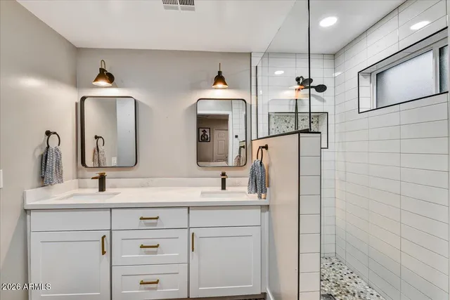 $699,900 | 4325 North 19th Place, Phoenix, AZ 85016