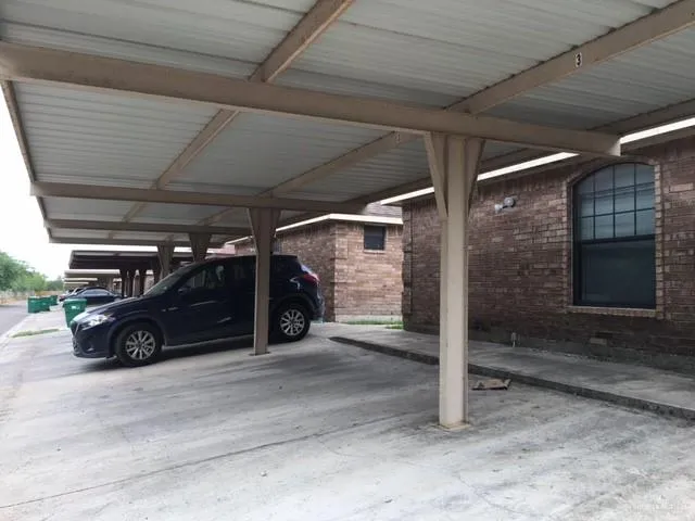 a view of a garage