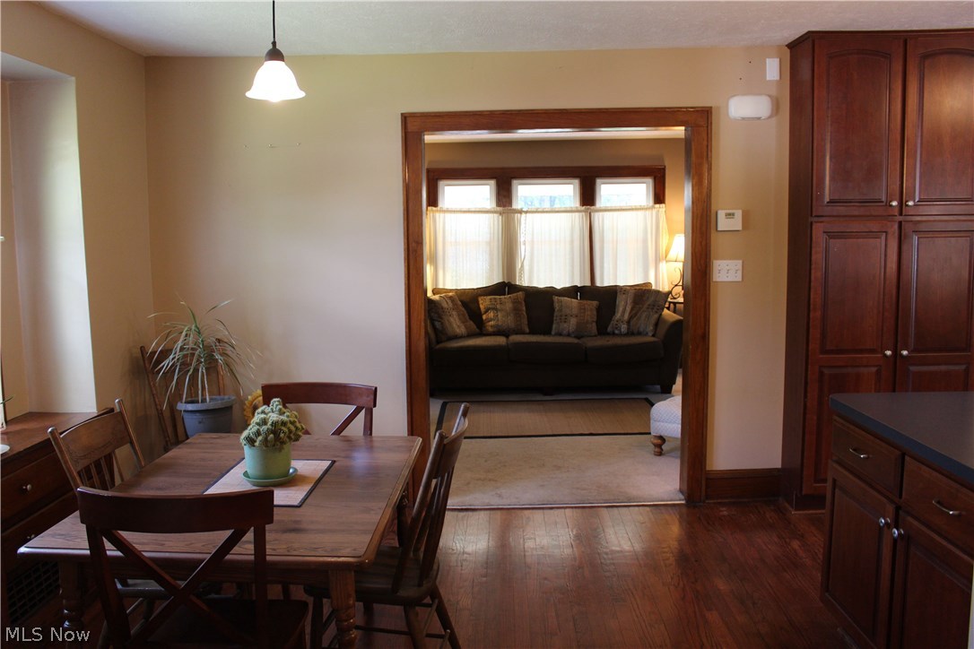 1731 Woods Road Akron, OH 44306 - Photo 9 of 35