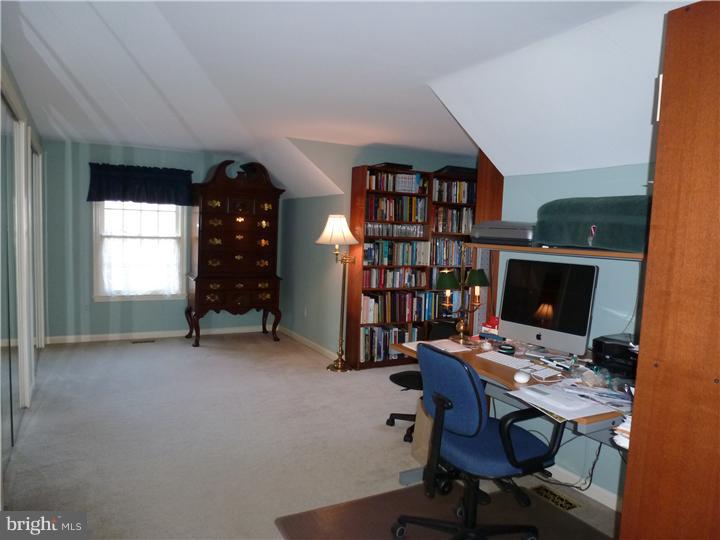 280 Ridings Way Ambler, PA 19002 - Photo 11 of 18 Master Bedroom