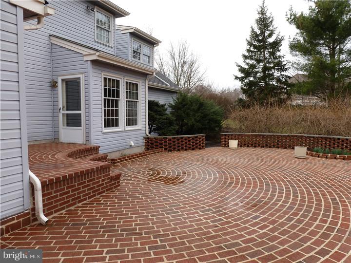 280 Ridings Way Ambler, PA 19002 - Photo 17 of 18 Patio