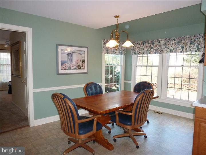 280 Ridings Way Ambler, PA 19002 - Photo 9 of 18 Kitchen