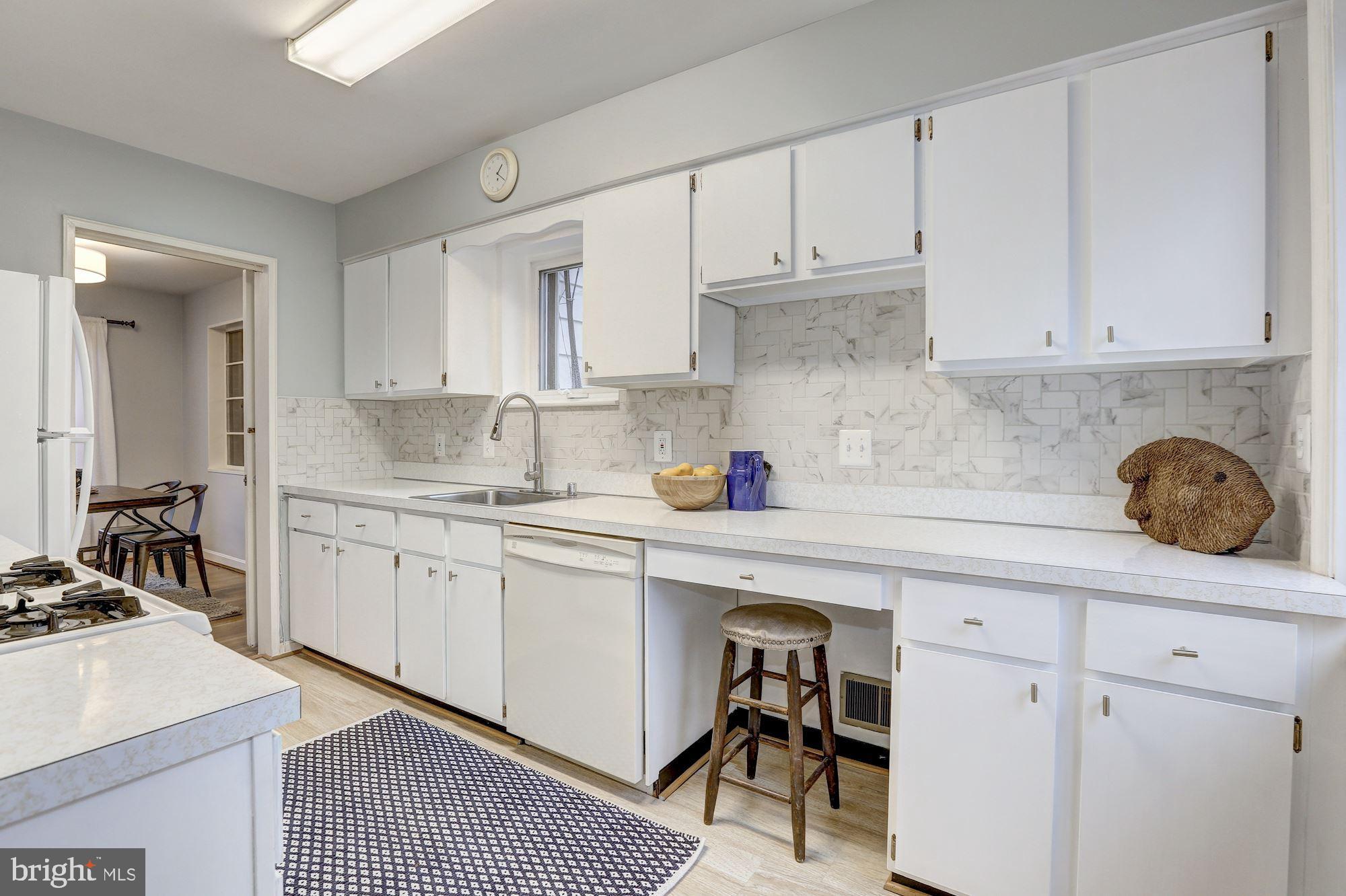 8305 Piney Branch Road Silver Spring, MD 20910 - Photo 17 of 42
