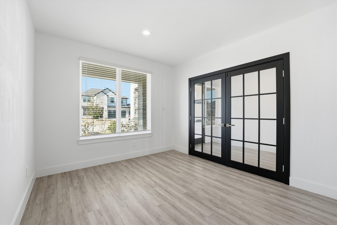 13744 Rising Sun Lane Conroe, TX 77384 - Photo 6 of 41 Office/ Sutdy