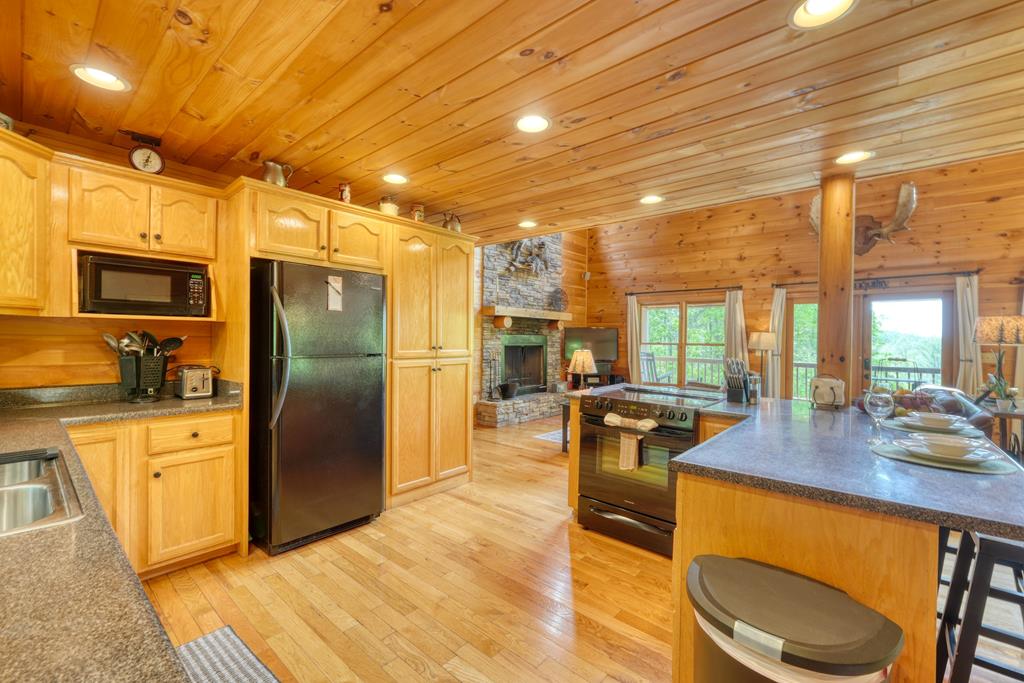 964 Walkabout Creek Road Morganton, GA 30560 - Photo 11 of 49